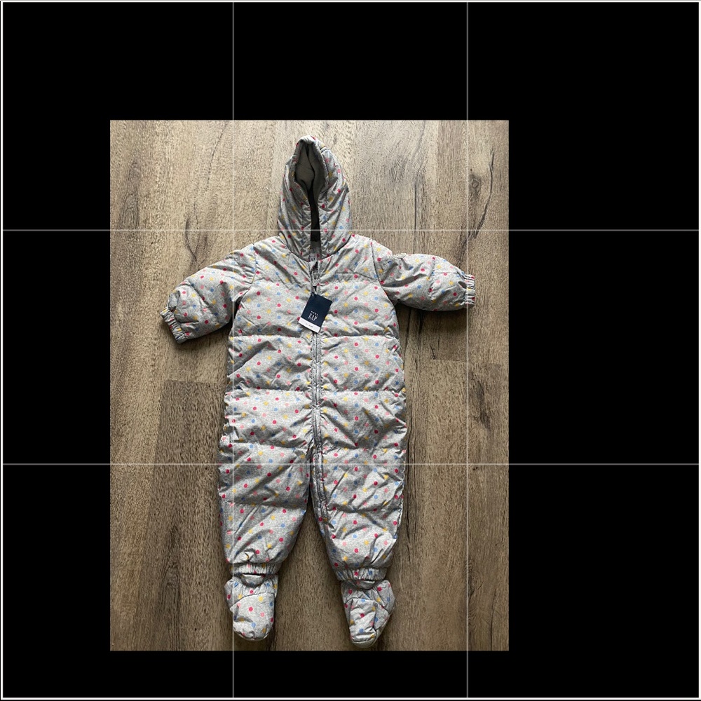 🎉SOLD🎉 Baby Gap Snowsuit BN